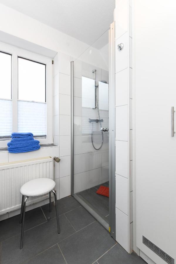Ferienwohnung Juist Inselhaus Am Deich Neuharlingersiel Eksteriør billede
