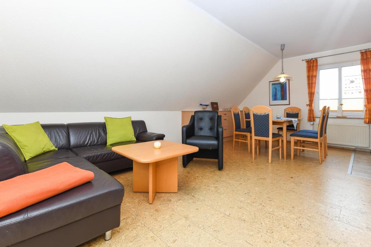 Ferienwohnung Juist Inselhaus Am Deich Neuharlingersiel Eksteriør billede