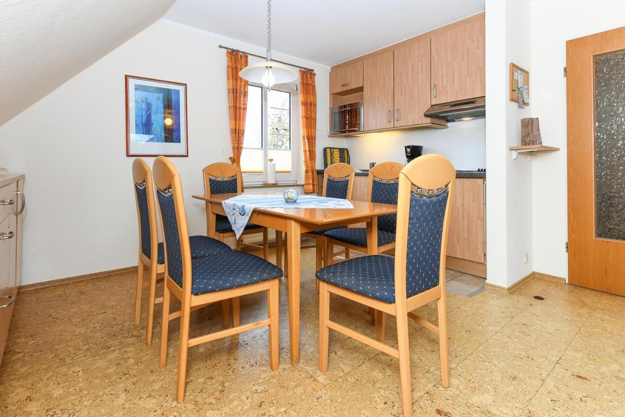 Ferienwohnung Juist Inselhaus Am Deich Neuharlingersiel Eksteriør billede